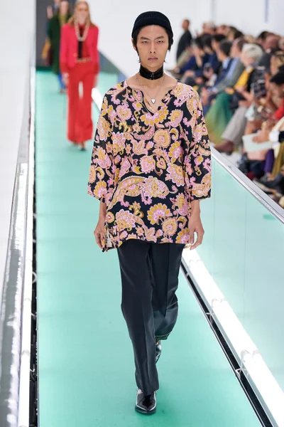 Look 56